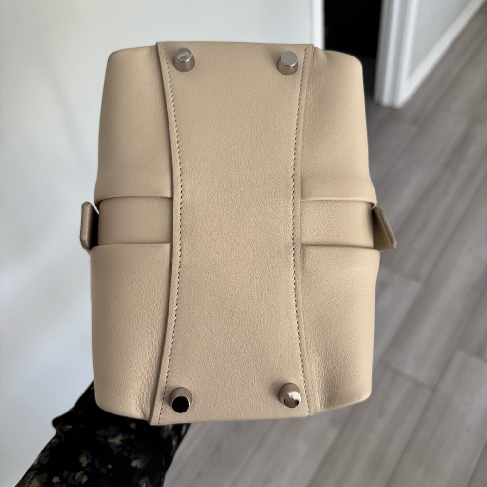 Advene Age Bag in Cream - like new with both straps. - Picture 10 of 10